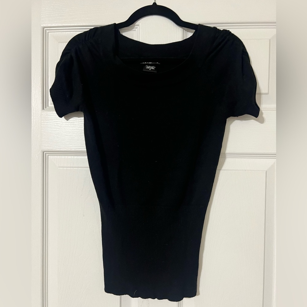 Black sweater top short sleeve